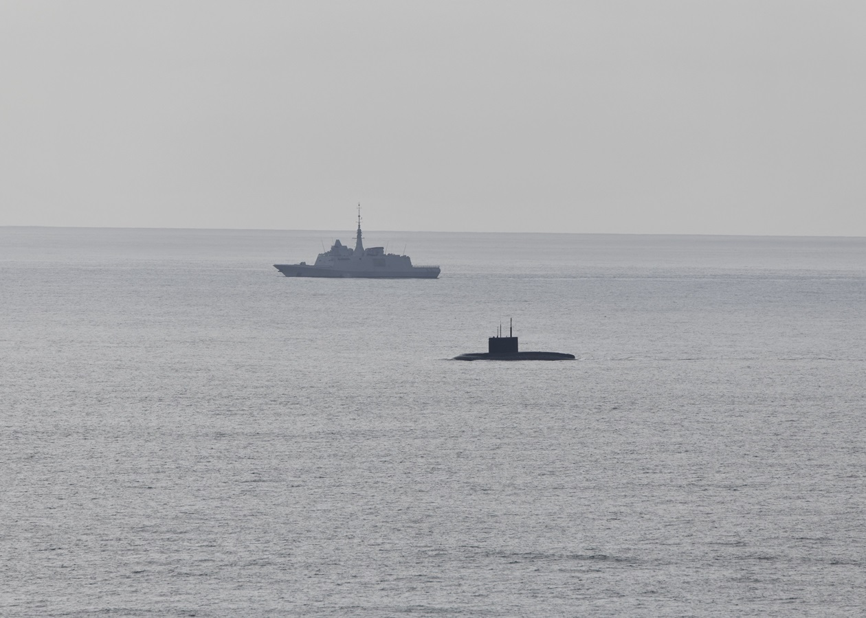 У Франції через аварію спливла російська субмарина