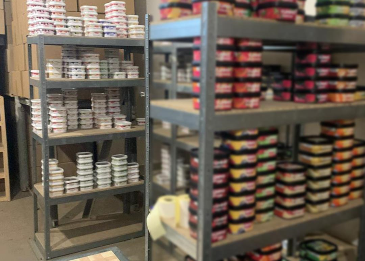 В Одесі підпільно виготовляли тютюнову продукцію