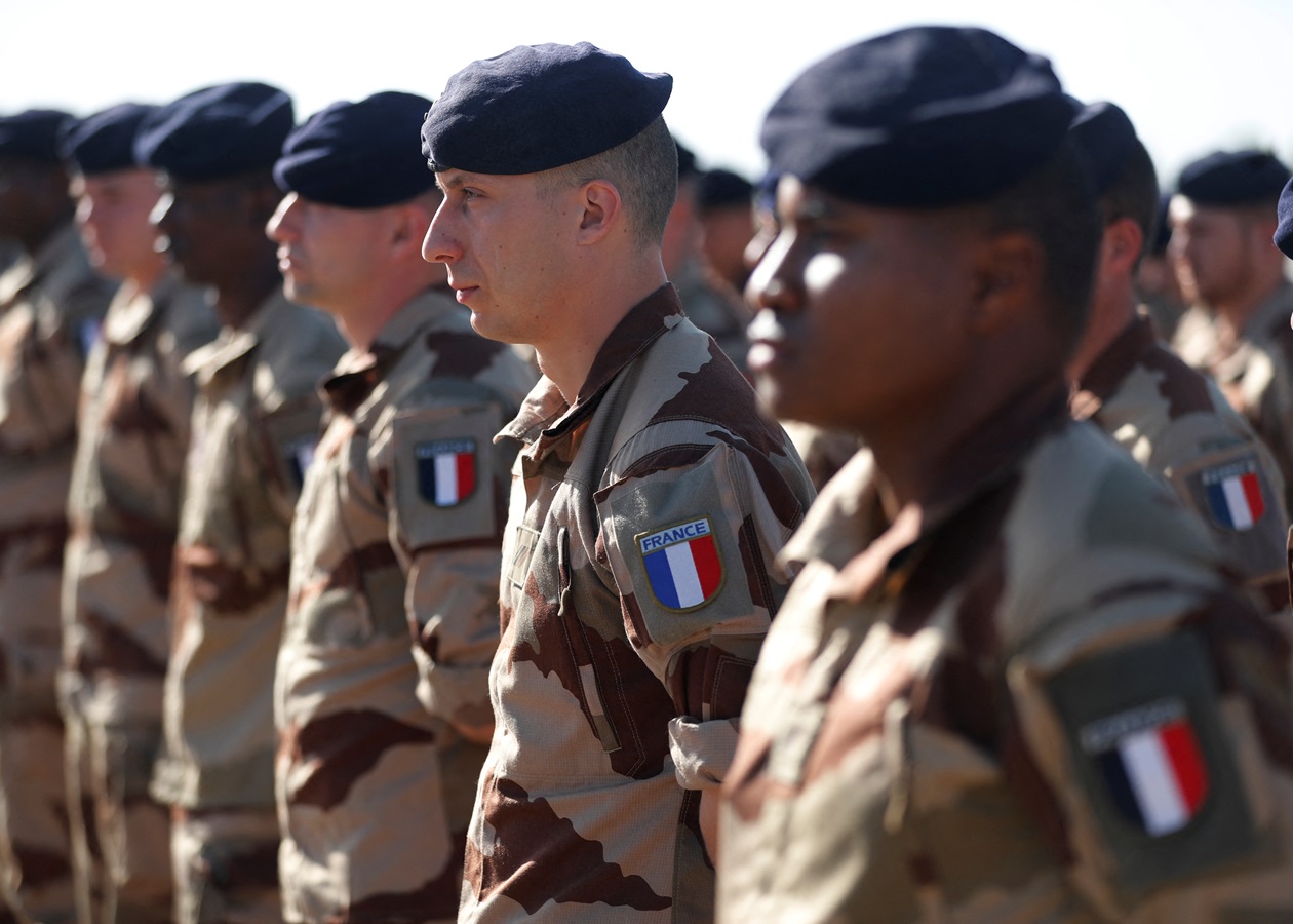 У Франції заявили про готовність розгорнути війська в Україні