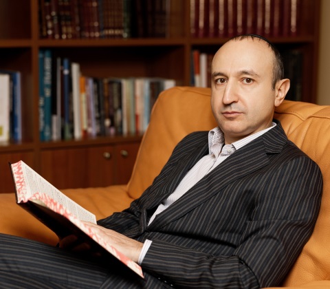 Фелікс Черток сховався за ребе