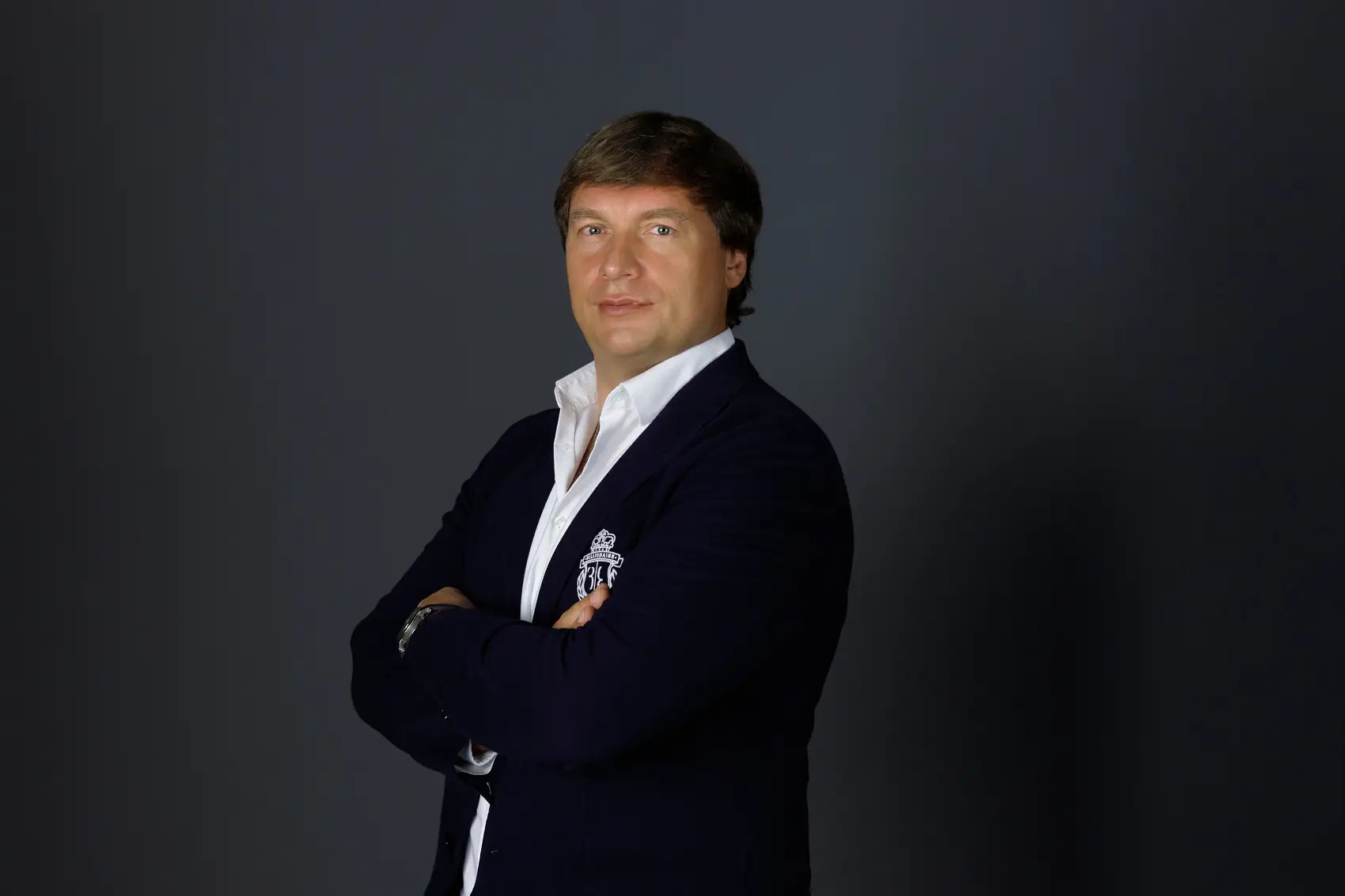 Втеча в курник: власник скандального букмекера Favbet Андрій Матюха, якого в Україні підозрюють у махінаціях на мільярди, намагається стати «курячим королем» Хорватії за допомогою грошей і пропаганди.