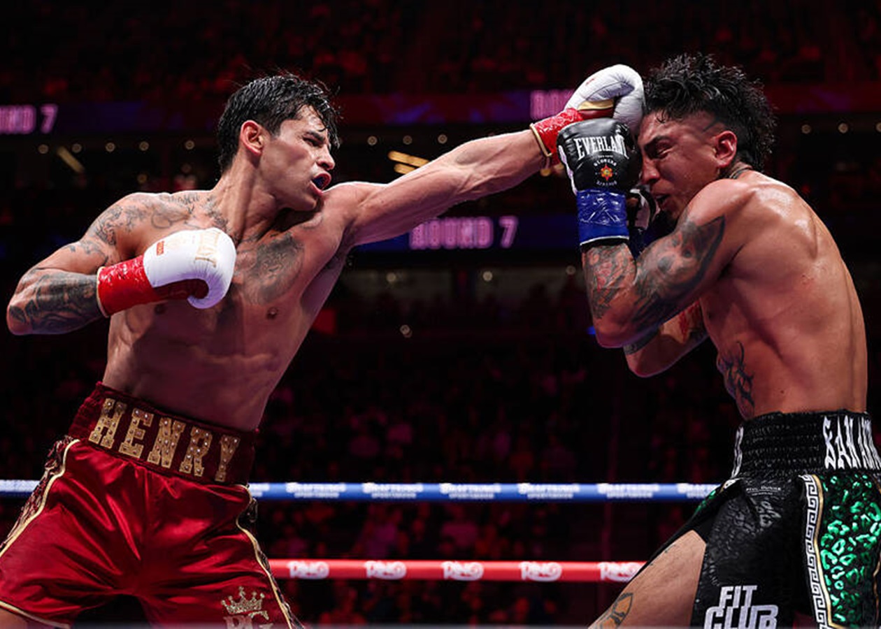 Повна перевага Гарсії у бою з Барріосом – відео