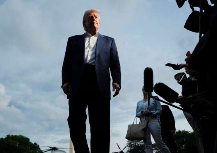 Дві третини українців негативно ставляться до Дональда Трампа, — опитування