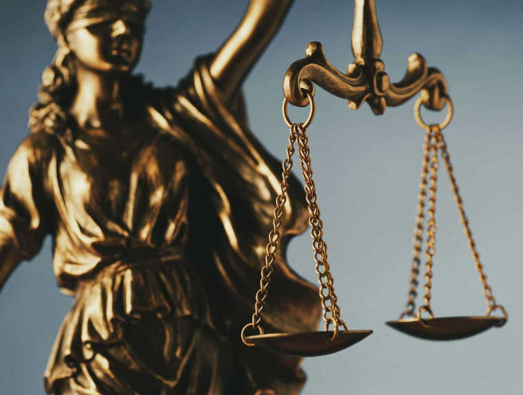 Суд скасував рішення про видворення з України росіянина Хакімова, який допомагав ЗСУ