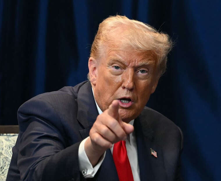 Трамп просив Зеленського припинити удари по російських НПЗ через зростання цін на дизель — Axios